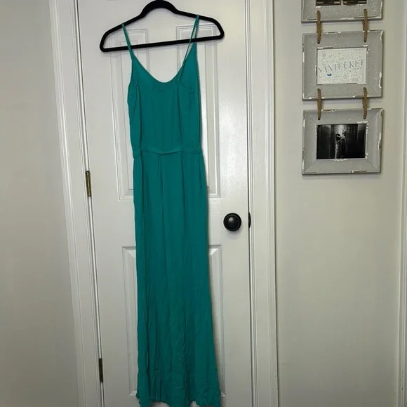Elan Green Sleeveless Resort Jumpsuit - Picture 3 of 5